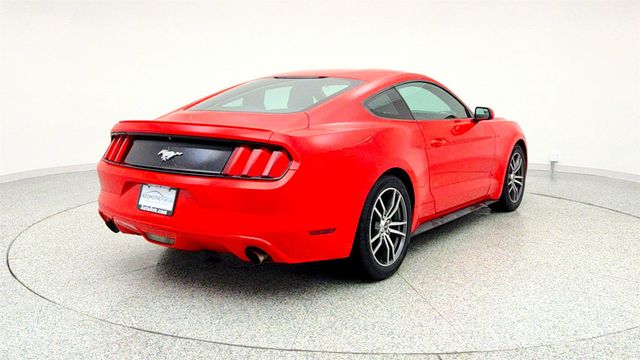 2017 Ford Mustang EcoBoost Fastback - 22961980 - 4