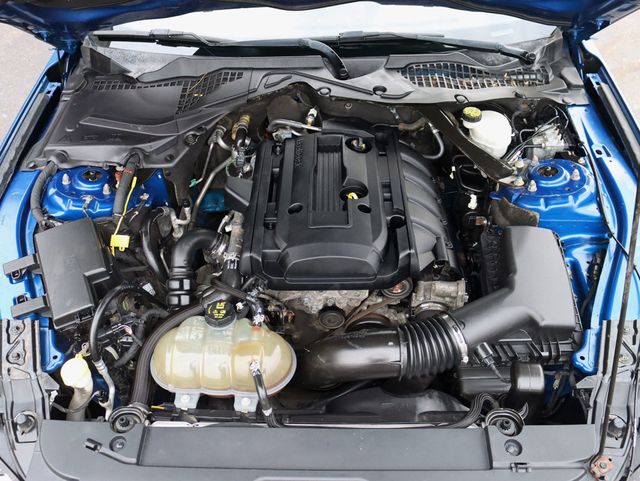 2017 Ford Mustang EcoBoost Premium Convertible - 22947467 - 27