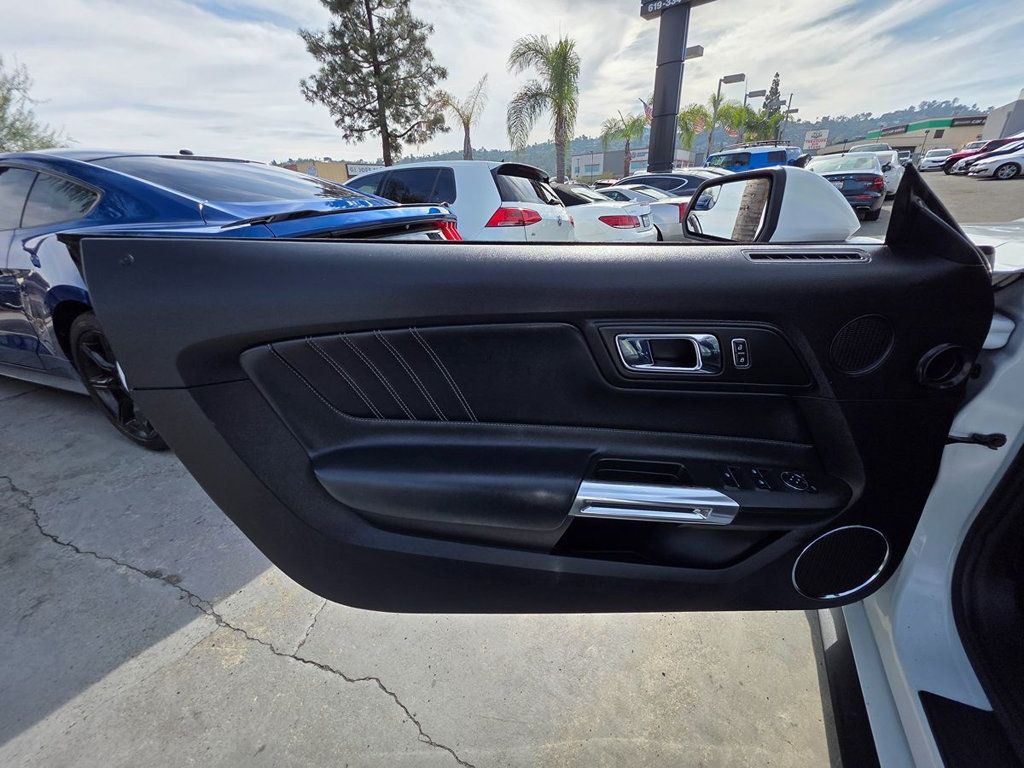 2017 Ford Mustang EcoBoost Premium Convertible - 22945346 - 12