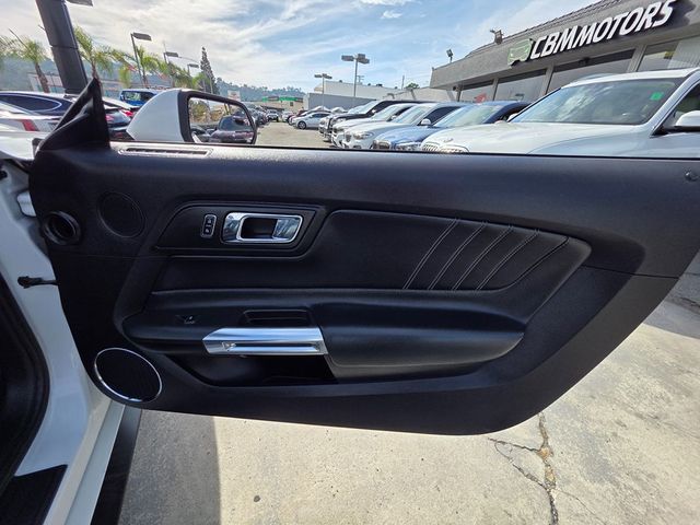 2017 Ford Mustang EcoBoost Premium Convertible - 22945346 - 25