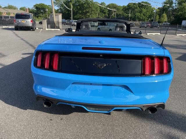 2017 Ford Mustang EcoBoost Premium Convertible - 21435038 - 5