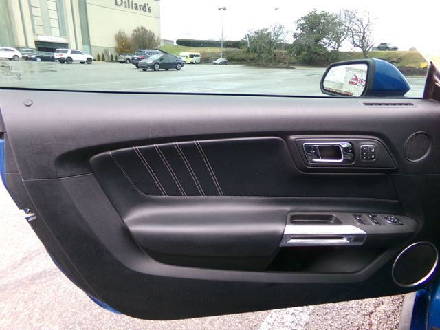 2017 Ford Mustang EcoBoost Premium Convertible - 22960177 - 8