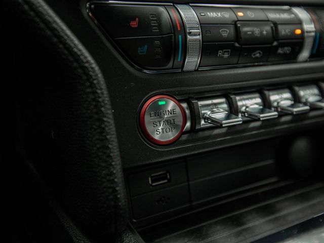 2017 Ford Mustang EcoBoost Premium Fastback - 22976940 - 21