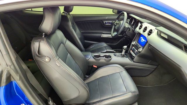 2017 Ford Mustang EcoBoost Premium Fastback w/ Pony Pkg, SHAKER Audio & Navigation - 23099959 - 23