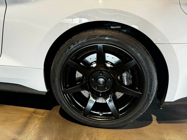 2017 Ford Mustang GT350/ConveniencePkg/Htd&CldSeats/NAV/BremboBrakes/Magneride - 23015400 - 22