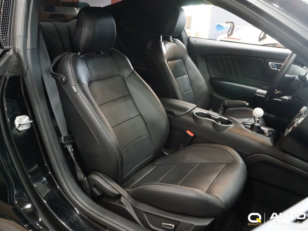 2017 Ford Mustang GT Fastback - 22936426 - 14