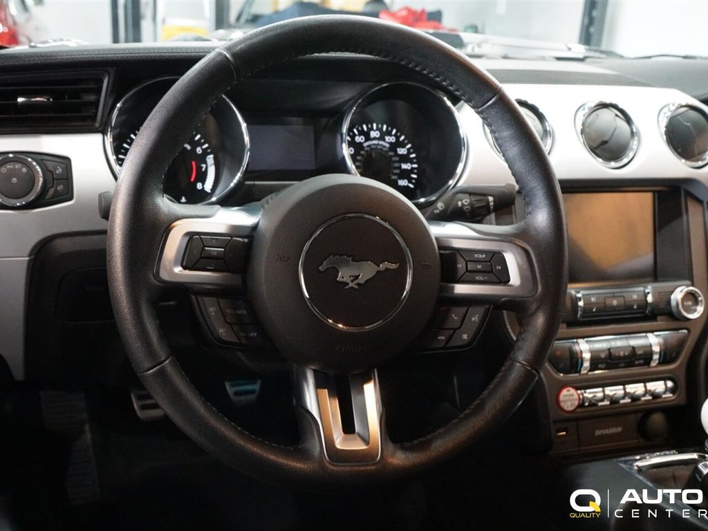 2017 Ford Mustang GT Fastback - 22936426 - 18
