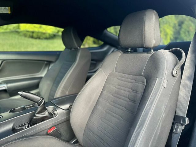 2017 Ford Mustang GT Fastback - 22910873 - 18