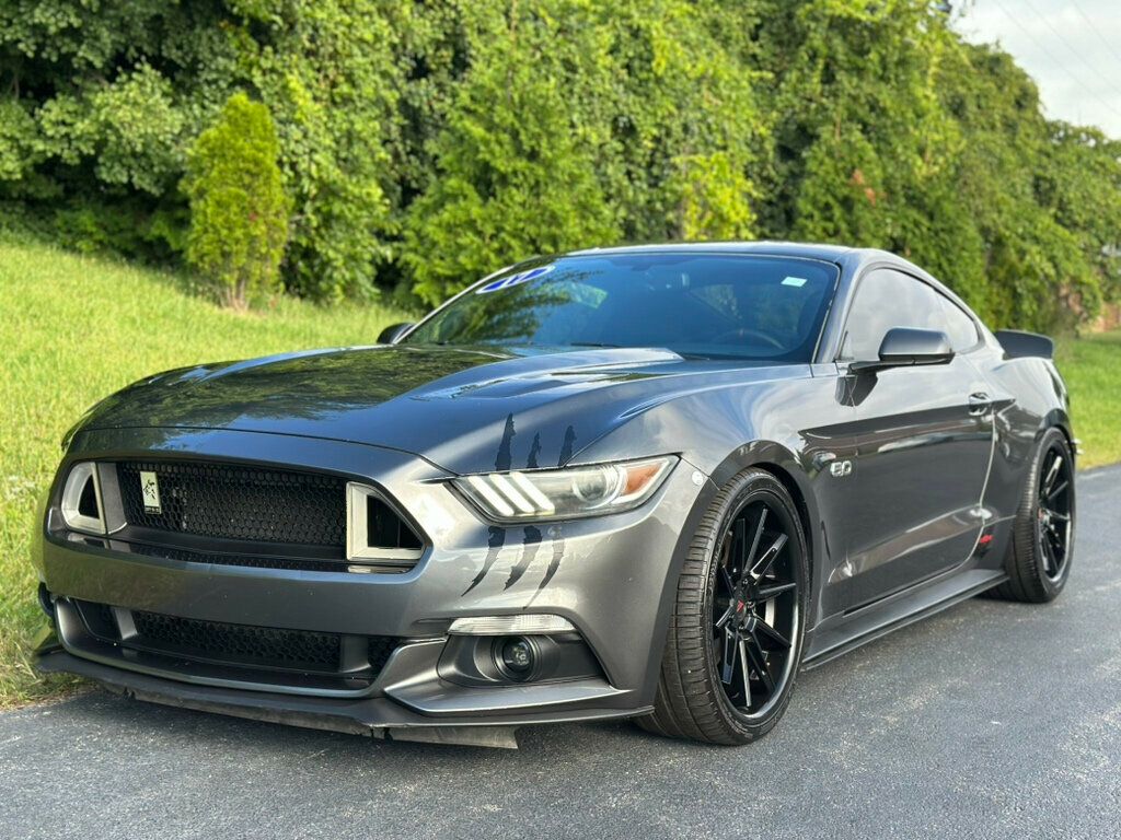 2017 Ford Mustang GT photo 2