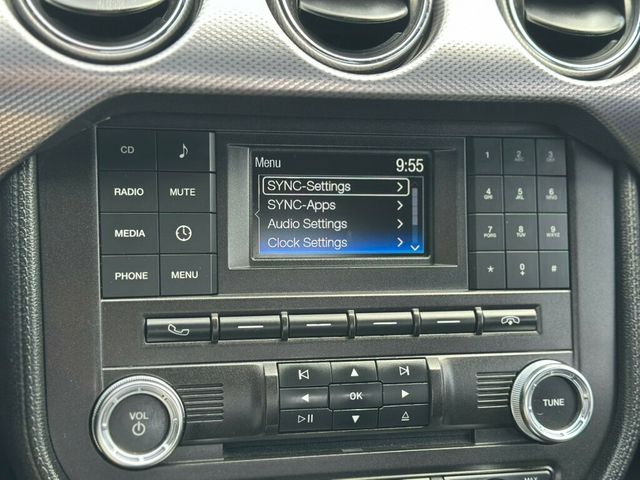 2017 Ford Mustang GT Fastback - 22910873 - 32