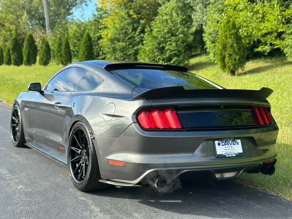 2017 Ford Mustang GT photo 6