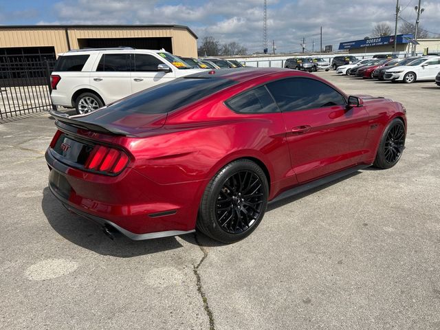 2017 Ford Mustang GT Fastback - 22988972 - 3