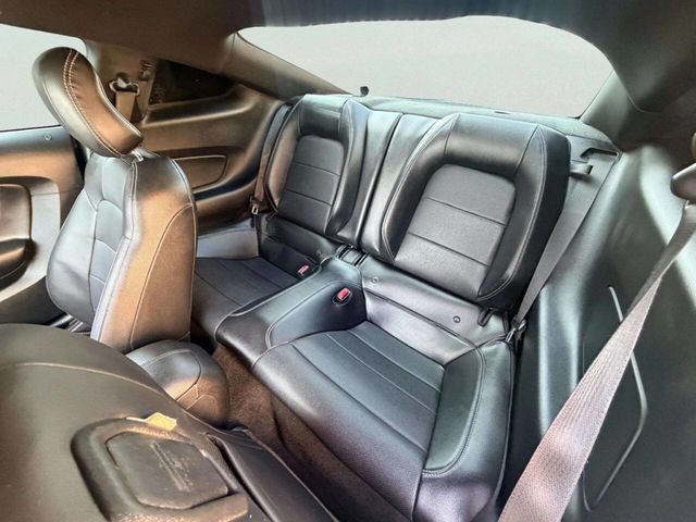 2017 Ford Mustang GT Fastback - 23037727 - 18