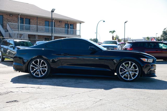 2017 Ford Mustang GT Fastback - 22940202 - 14