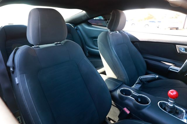 2017 Ford Mustang GT Fastback - 22940202 - 15