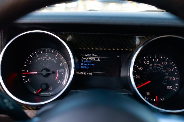 2017 Ford Mustang GT Fastback - 22940202 - 29