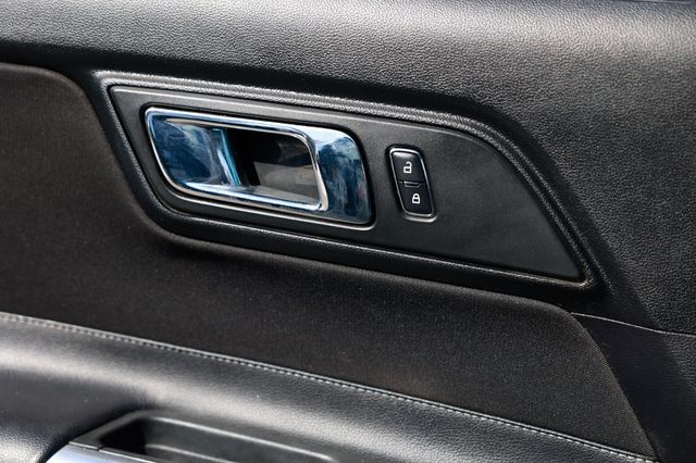 2017 Ford Mustang GT Fastback - 22940202 - 44