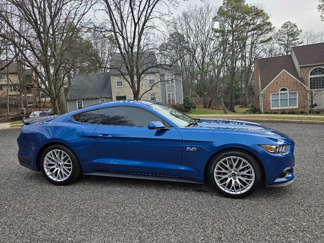2017 Ford Mustang GT Fastback - 22967187 - 5