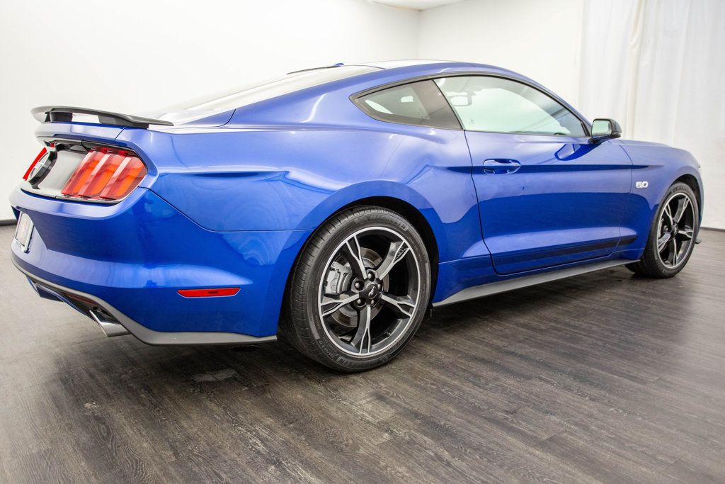 2017 Ford Mustang GT Fastback - 22385479 - 25