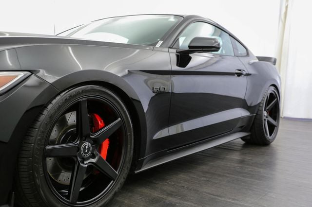 2017 Ford Mustang GT Fastback - 23024744 - 30