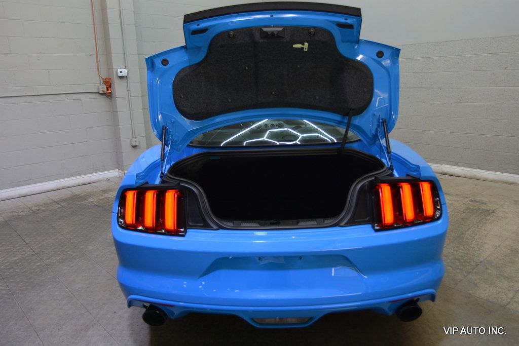 2017 Ford Mustang GT Fastback - 23071361 - 19