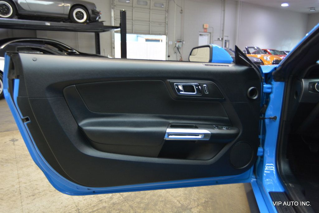 2017 Ford Mustang GT Fastback - 23071361 - 6