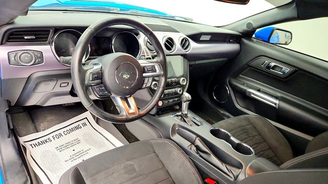 2017 Ford Mustang GT Fastback - 23092451 - 11