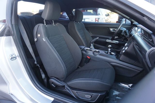 2017 Ford Mustang GT, MANUAL, PREMIUM WHEELS, PUSH BUTTON START, BACKUP CAMERA - 22957278 - 18