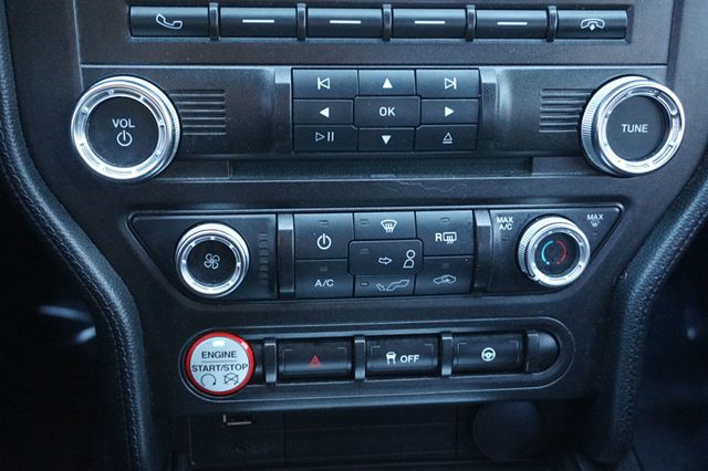 2017 Ford Mustang GT, MANUAL, PREMIUM WHEELS, PUSH BUTTON START, BACKUP CAMERA - 22957278 - 31