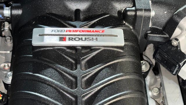 2017 Ford Mustang GT Premium Convertible - 22925857 - 25