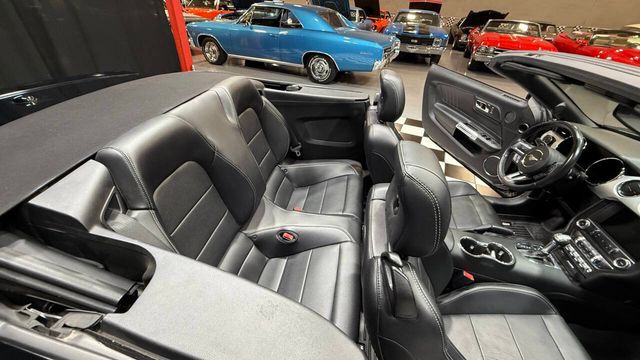 2017 Ford Mustang GT Premium Convertible - 22925857 - 40