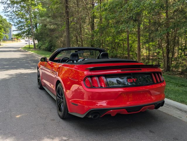 2017 Ford Mustang GT Premium Convertible - 23021561 - 17