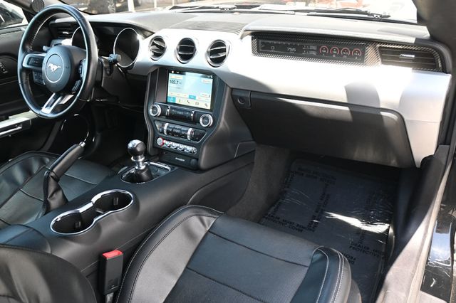 2017 Ford Mustang GT Premium Fastback - 23023668 - 10