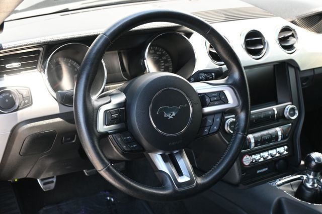 2017 Ford Mustang GT Premium Fastback - 23023668 - 11