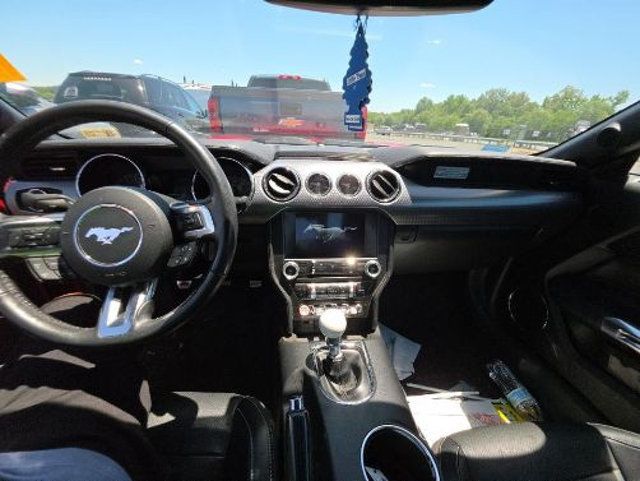 2017 Ford Mustang GT Premium Fastback - 23036342 - 6