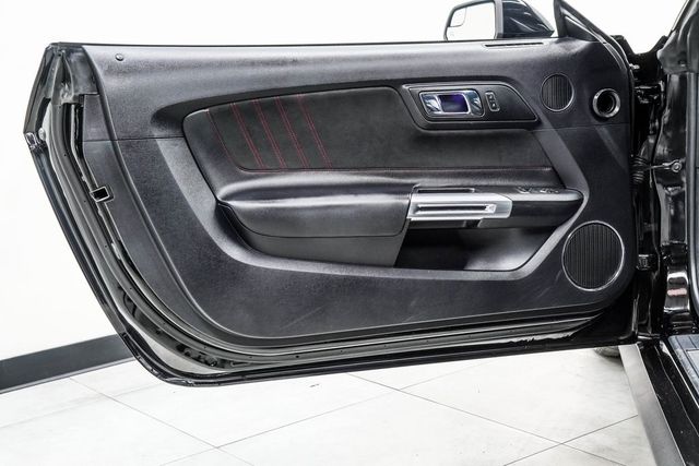 2017 Ford Mustang GT Premium Fastback - 22982812 - 39