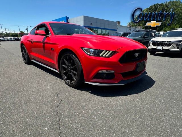 2017 Ford Mustang GT Premium Fastback - 23028288 - 0
