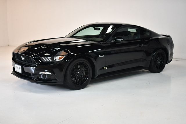 2017 Ford Mustang GT Premium Fastback - 22585482 - 1