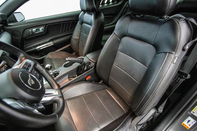2017 Ford Mustang GT Premium Fastback - 22845198 - 18