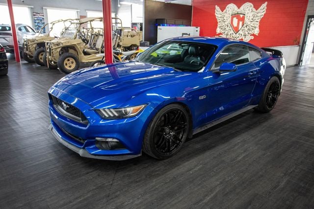 2017 Ford Mustang GT Premium Fastback - 23012609 - 1