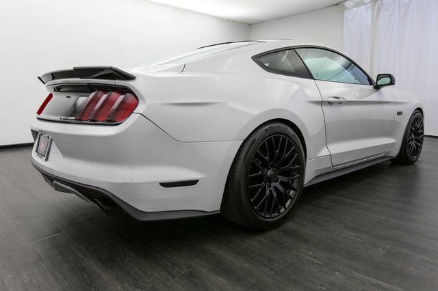 2017 Ford Mustang GT Premium Fastback - 23025024 - 25