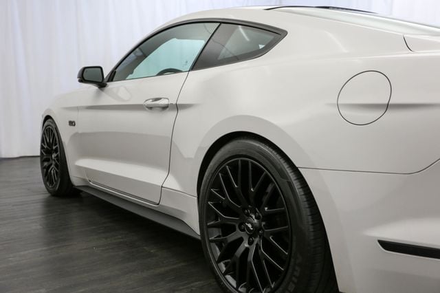 2017 Ford Mustang GT Premium Fastback - 23025024 - 27