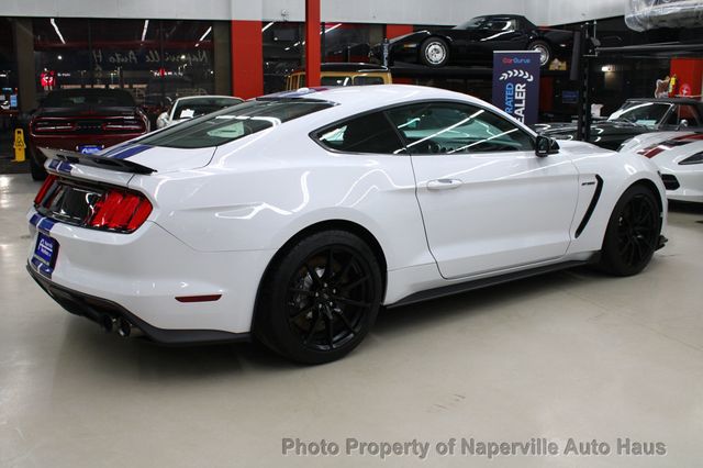 2017 Ford Mustang Shelby GT350 Fastback - 22969369 - 9