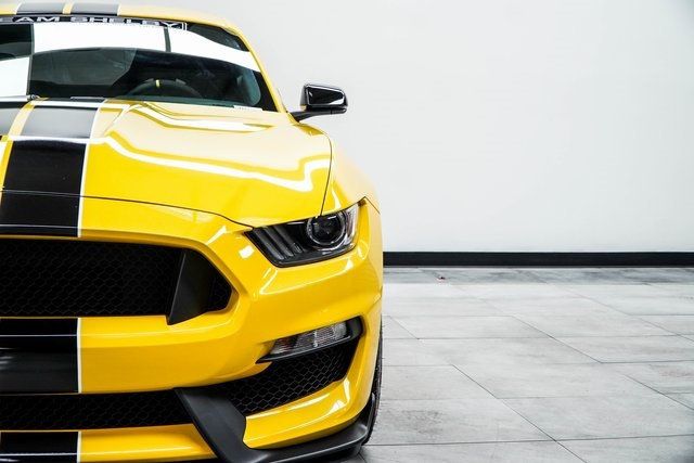 2017 Ford Mustang Shelby GT350 Fastback - 22945195 - 3