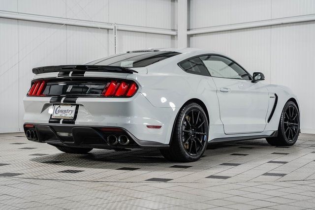 2017 Ford Mustang Shelby GT350 Fastback - 22377856 - 7