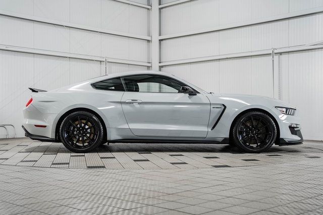 2017 Ford Mustang Shelby GT350 Fastback - 22377856 - 8