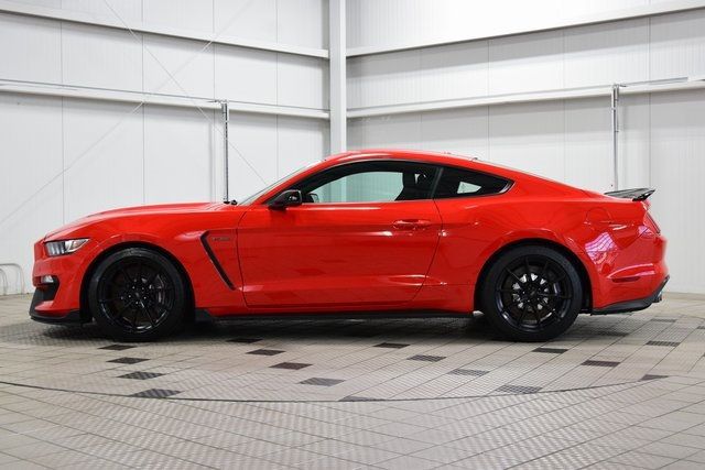 2017 Ford Mustang Shelby GT350 Fastback - 22928400 - 3