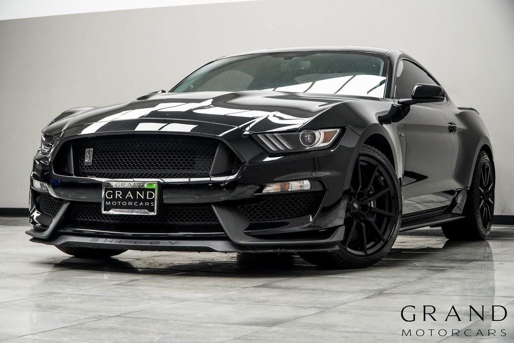2017 Ford Mustang Shelby GT350 Fastback - 22911418 | Video 1