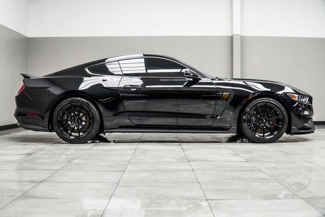 2017 Ford Mustang Shelby GT350 Fastback - 22911418 - 5