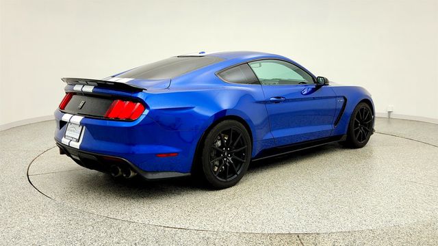 2017 Ford Mustang Shelby GT350 Fastback w/ Electronics Pkg & Racing Stripes - 23016948 - 4